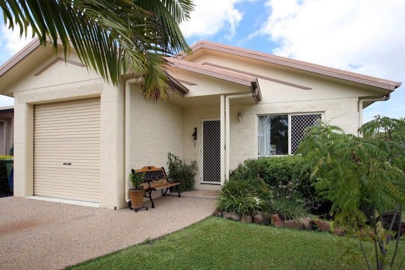 19 Saxby Crescent, MOUNT LOUISA QLD 4814, Mount Louisa - Image 1