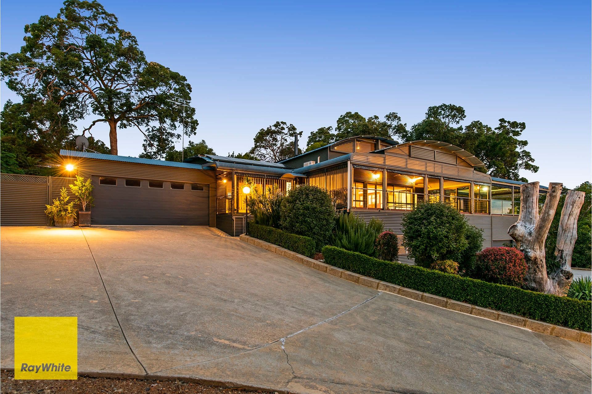 14 Basildon Road, Lesmurdie WA 6076, Lesmurdie - Image 1