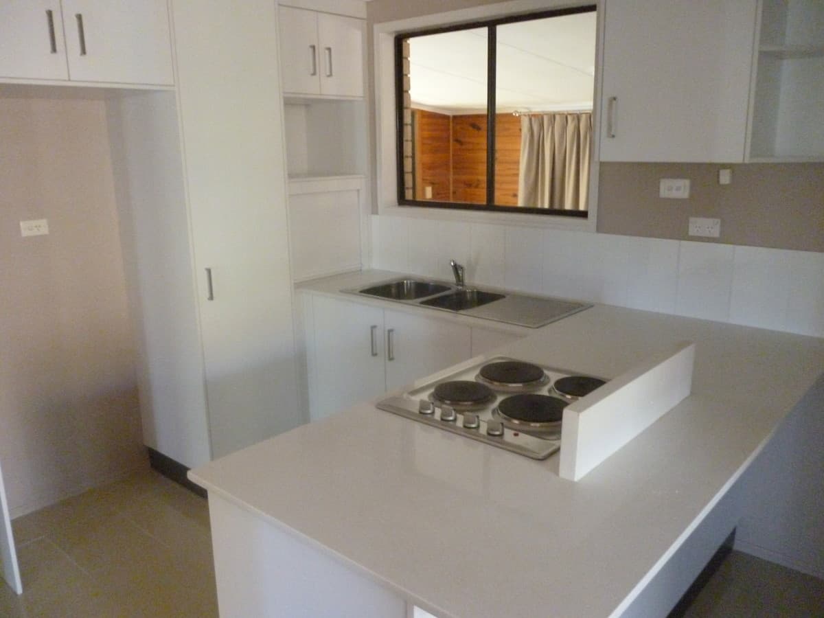 40 Barrett Street, NORMAN GARDENS QLD, Norman Gardens - Thumbnail 2