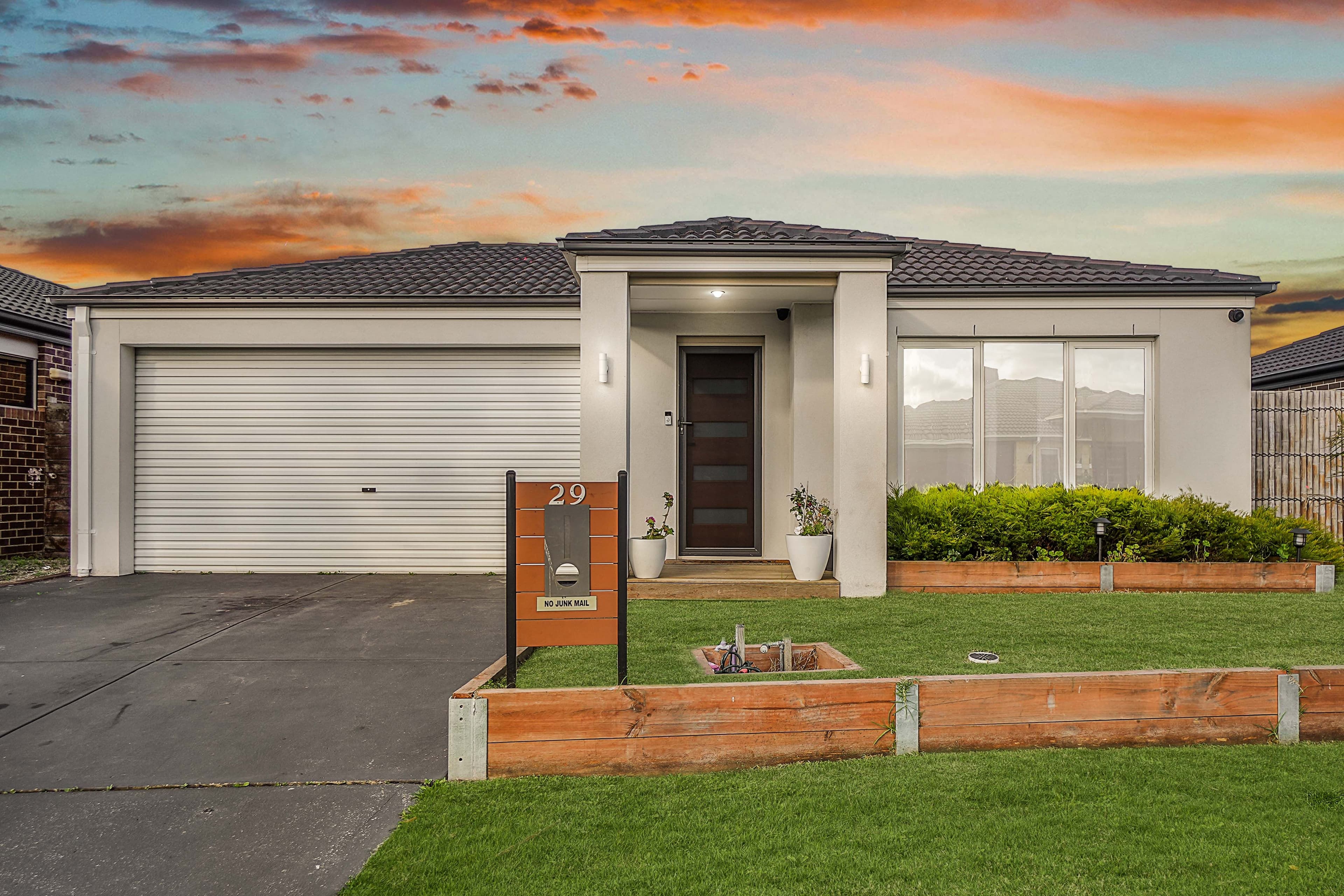 29 Rosella Avenue, Pakenham VIC 3810, Pakenham - Image 1