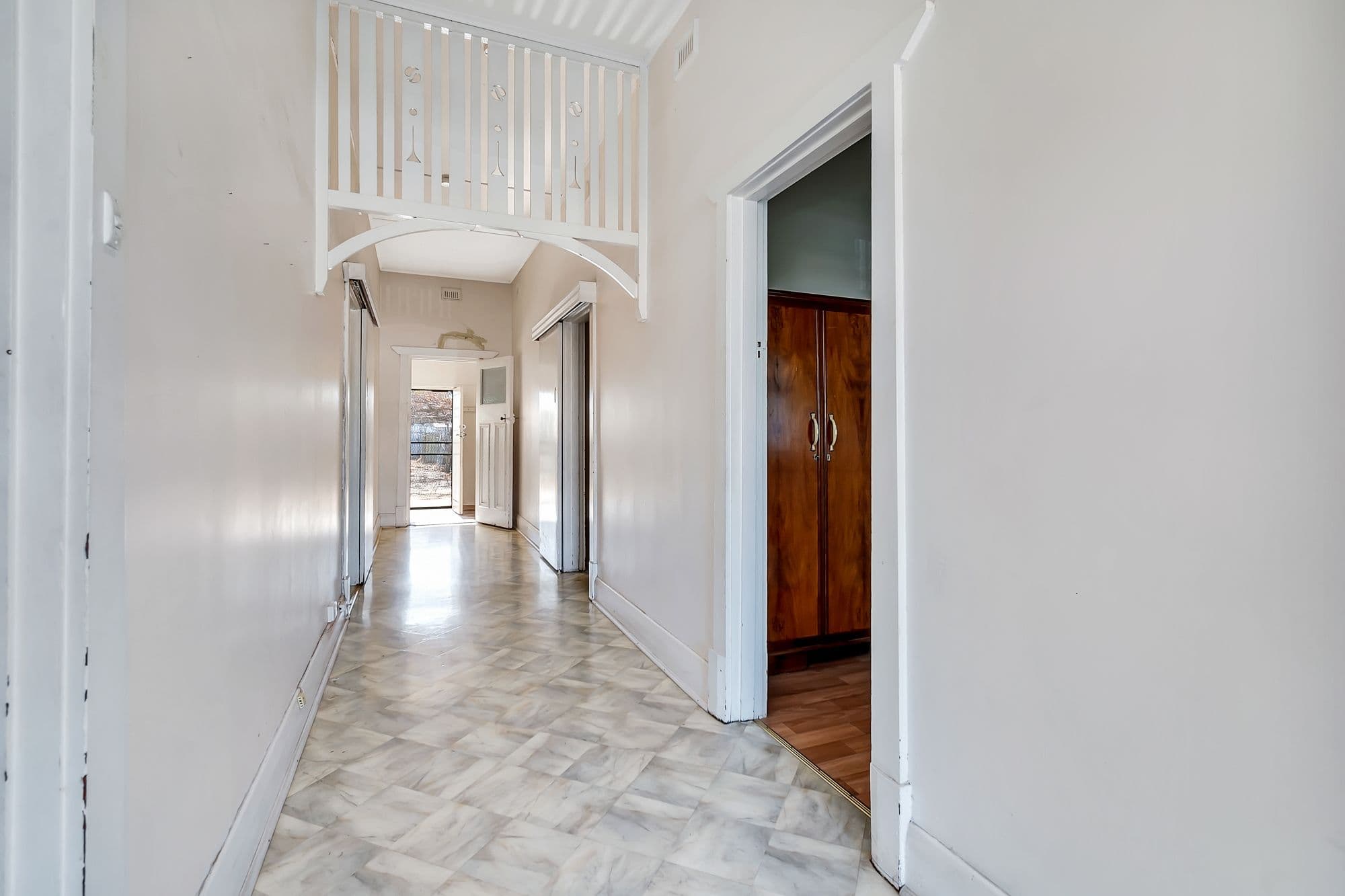 16 Raymond Avenue, Seaton SA 5023, Seaton - Thumbnail 3