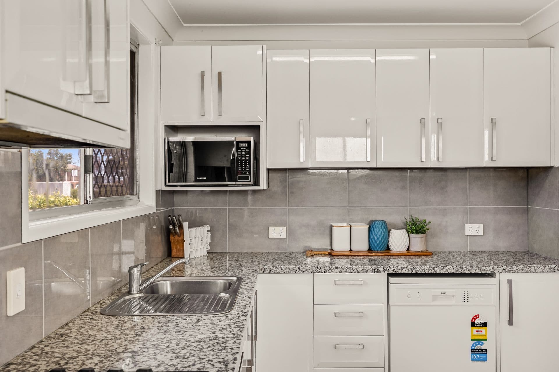 4 Blaxland Street, Newtown QLD 4350, Newtown - Thumbnail 3