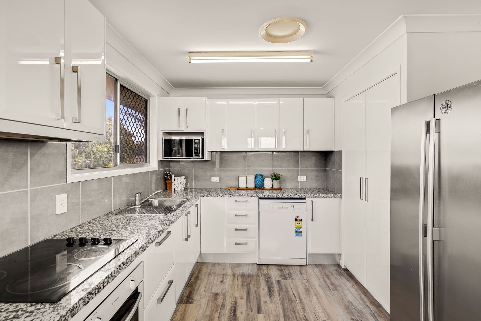 4 Blaxland Street, Newtown QLD 4350, Newtown - Thumbnail 4