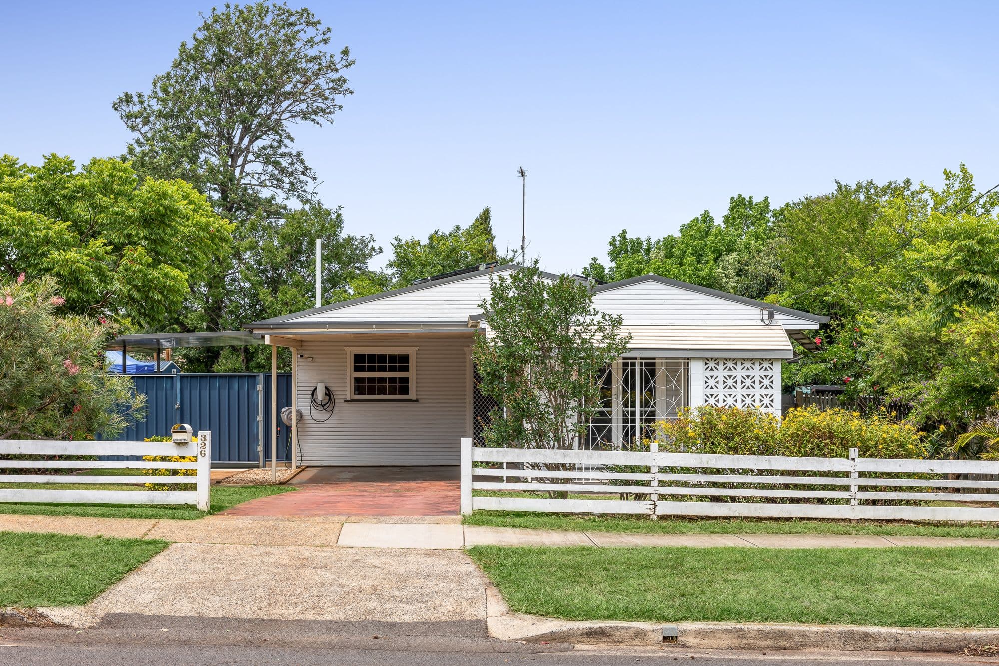 326 Alderley Street, Kearneys Spring QLD 4350, Kearneys Spring - Image 1