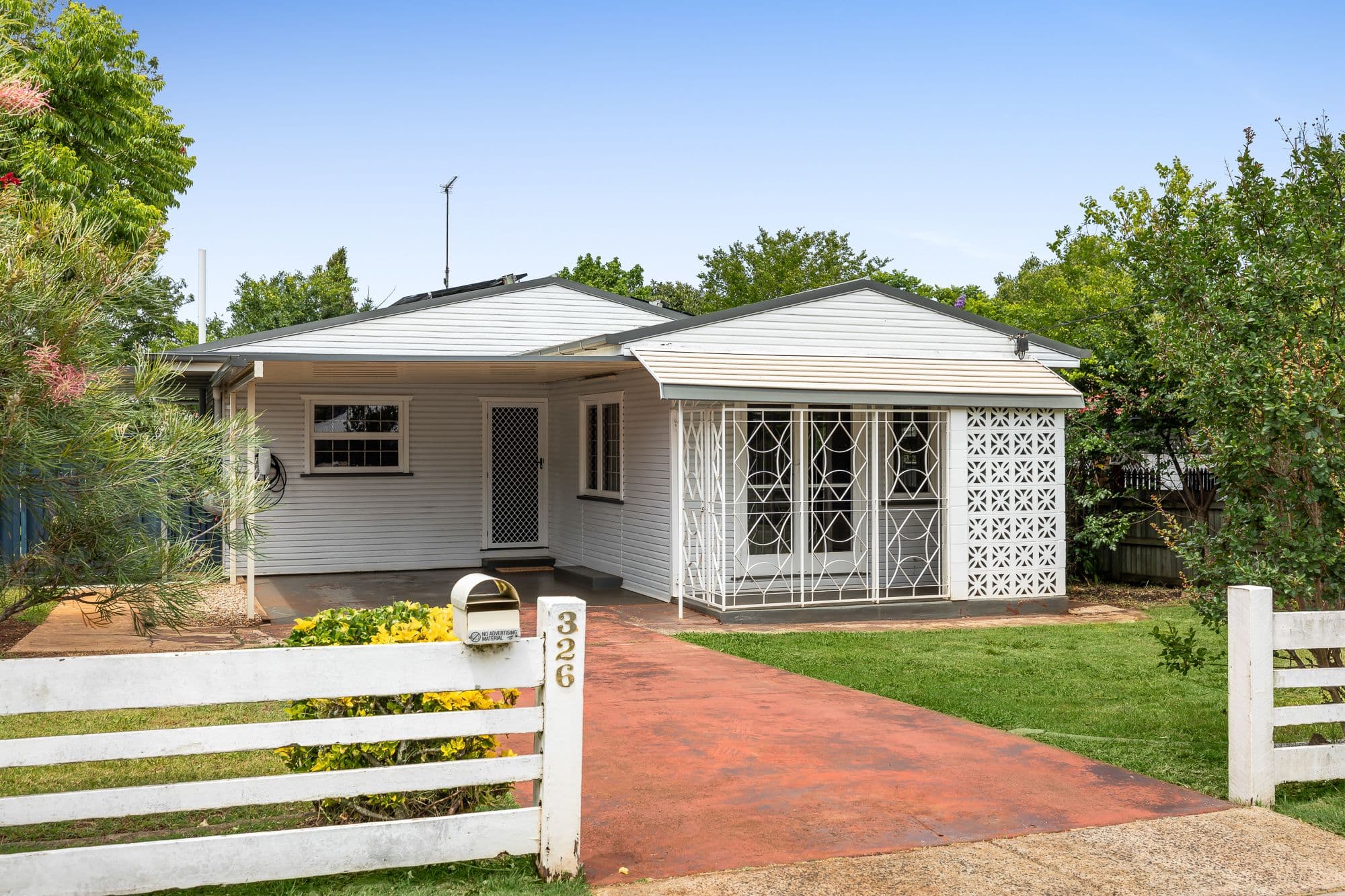 326 Alderley Street, Kearneys Spring QLD 4350, Kearneys Spring - Thumbnail 2