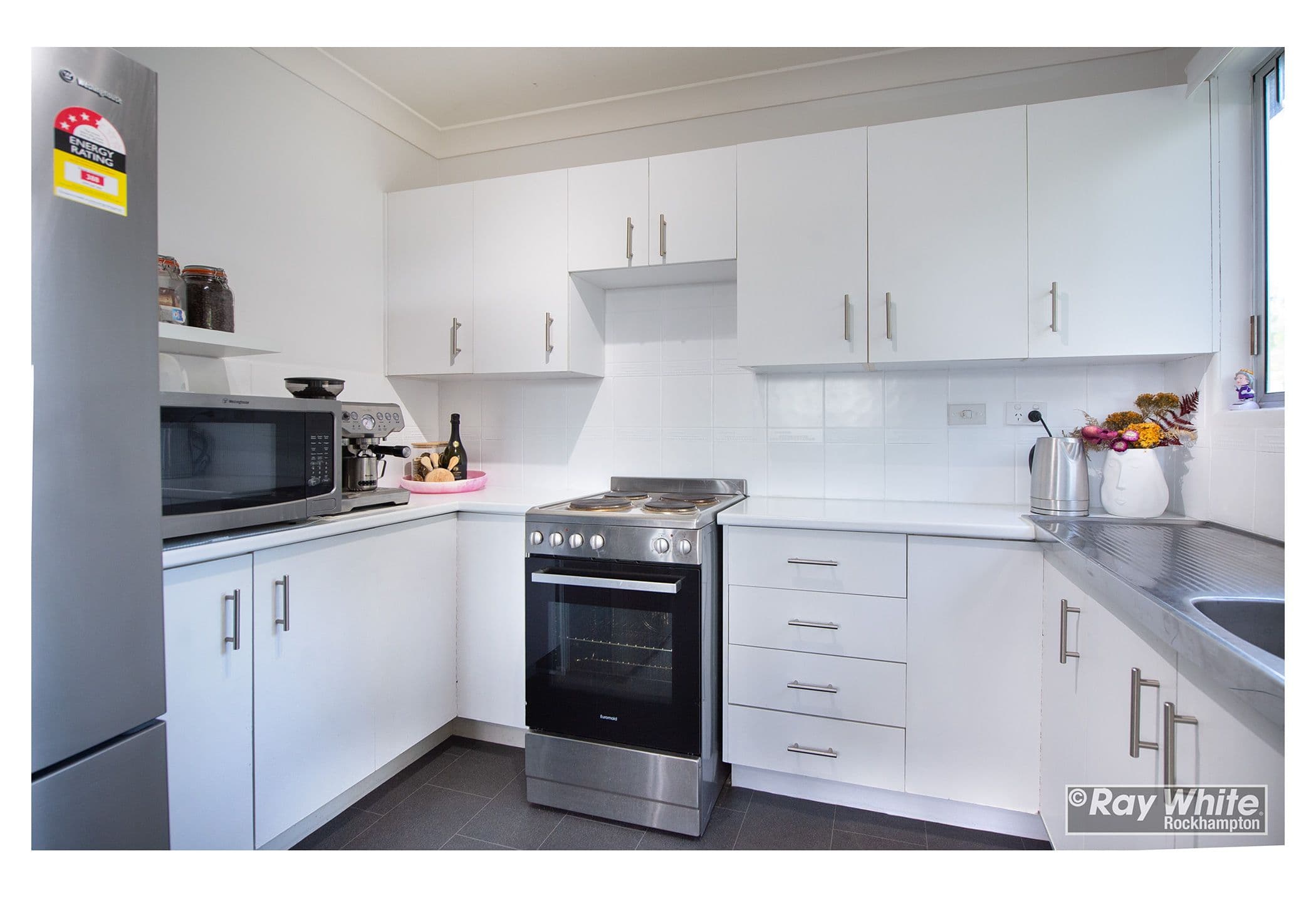 308 Shields Avenue, Frenchville QLD 4701, Frenchville - Thumbnail 4