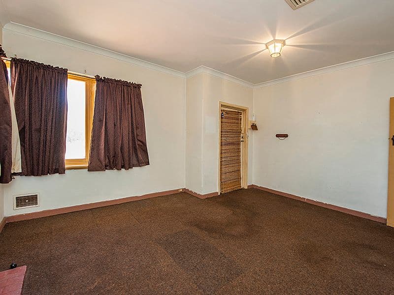 20 Beesley Street, ST JAMES WA 6102, St James - Thumbnail 6
