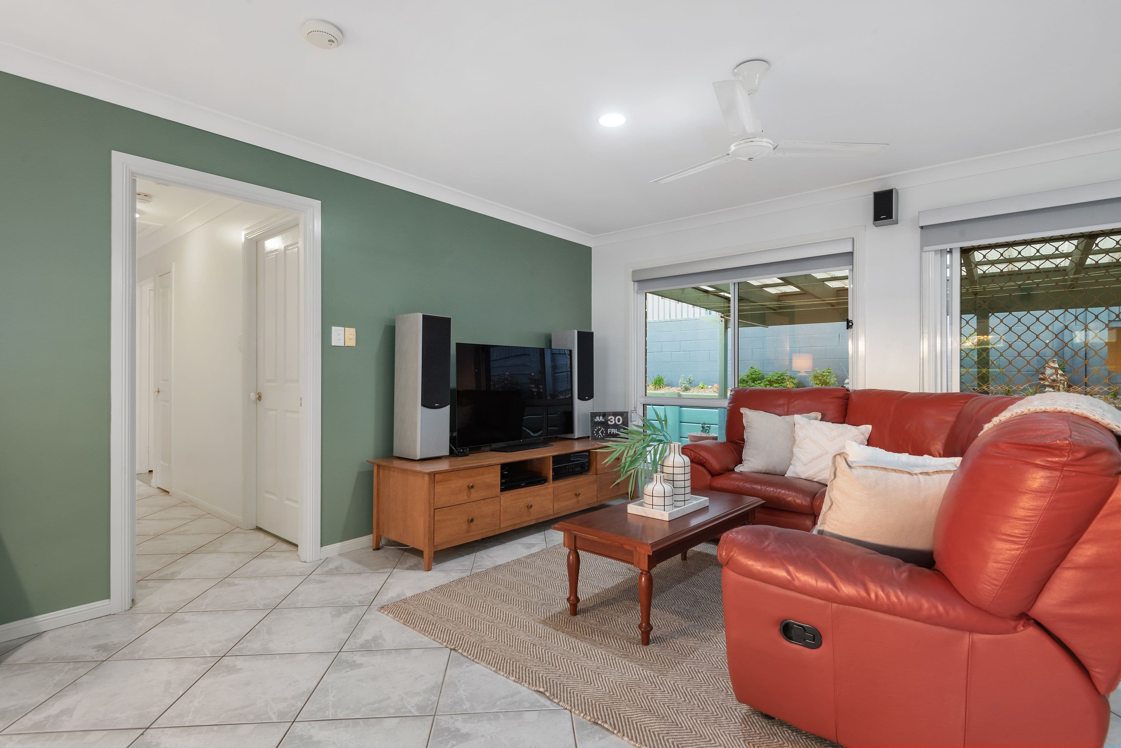 12 Forbes Place, Eight Mile Plains QLD 4113, Eight Mile Plains - Thumbnail 8