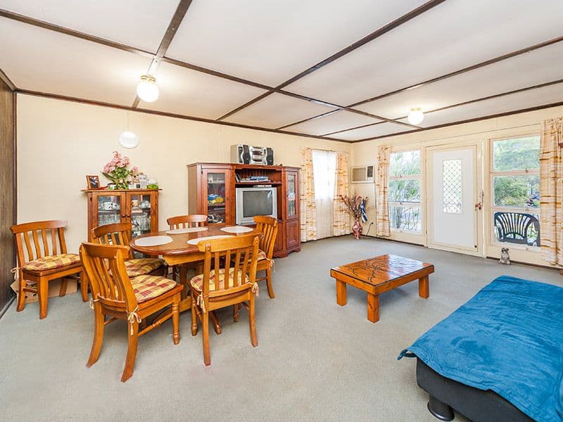 11 Douglas Street, Woodridge QLD 4114, Woodridge - Thumbnail 3