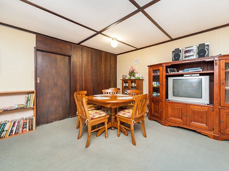 11 Douglas Street, Woodridge QLD 4114, Woodridge - Thumbnail 4