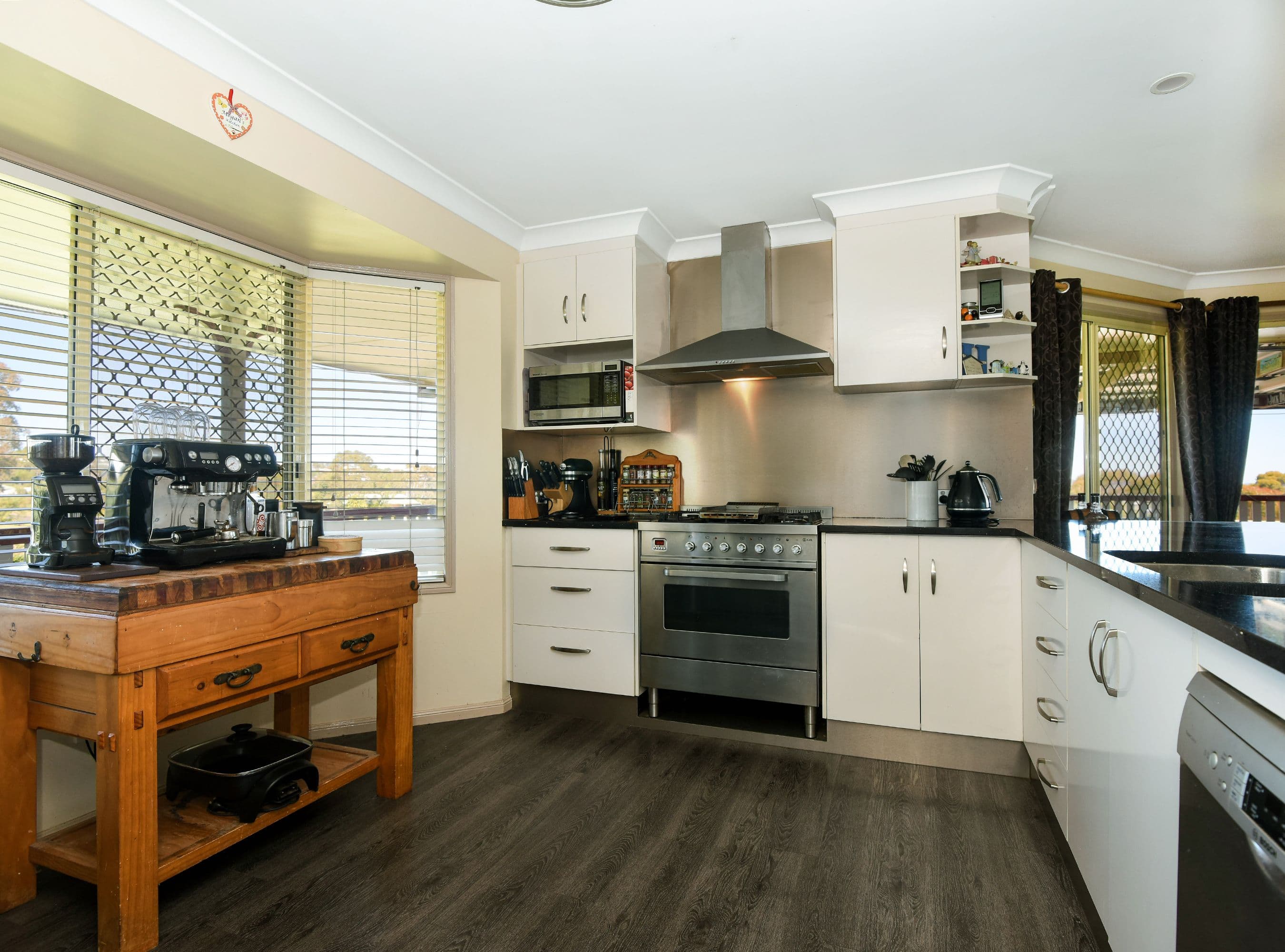 29 Granada Drive, Highfields QLD 4352, Highfields - Thumbnail 3