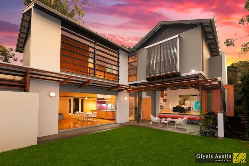 9 Rosewood Street, BARDON QLD 4065, Bardon - Thumbnail 2