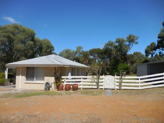 44 Athelton Street, Mount Barker WA 6324, Mount Barker - Thumbnail 3
