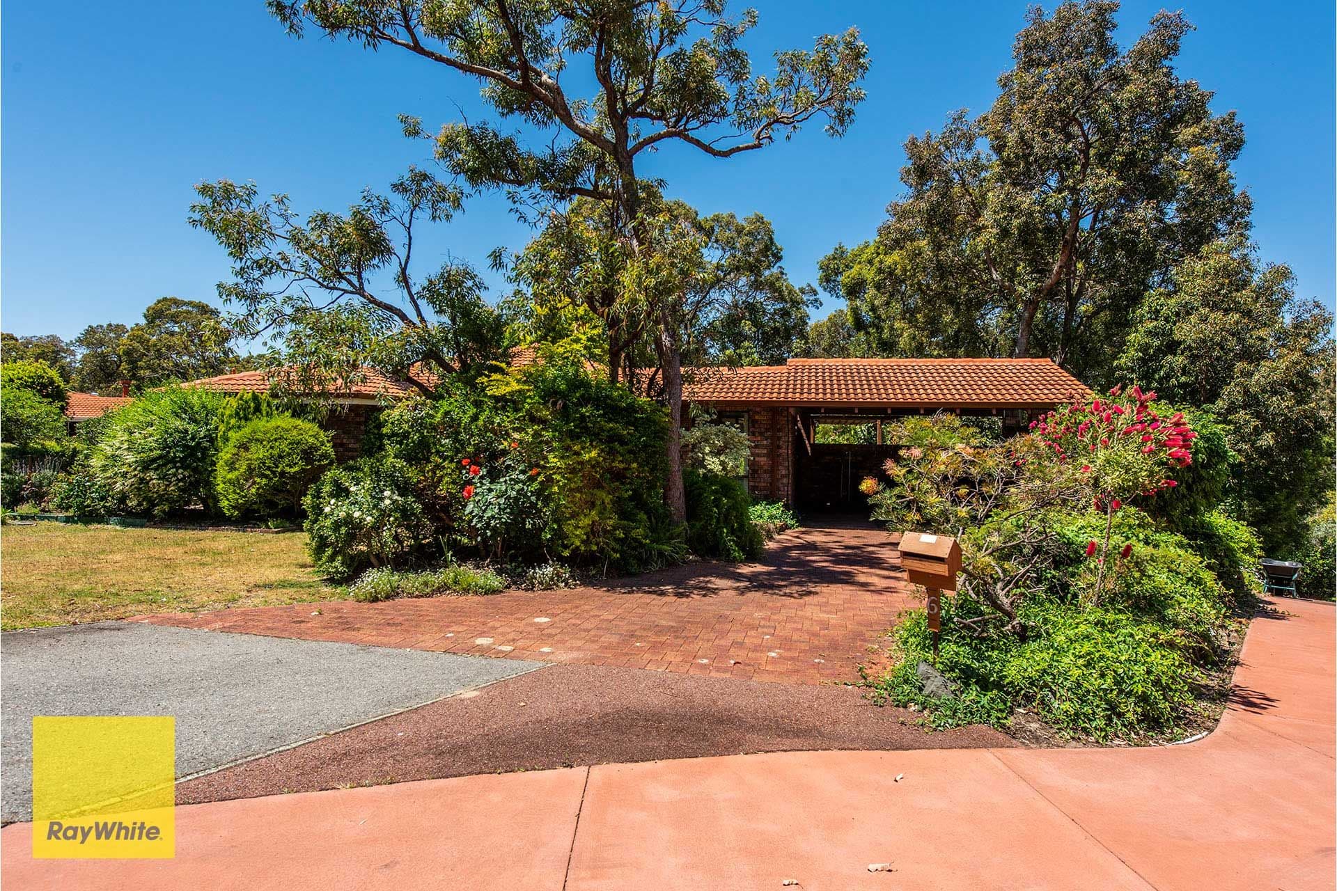 6 Pettit Place, Lesmurdie WA 6076, Lesmurdie - Image 1