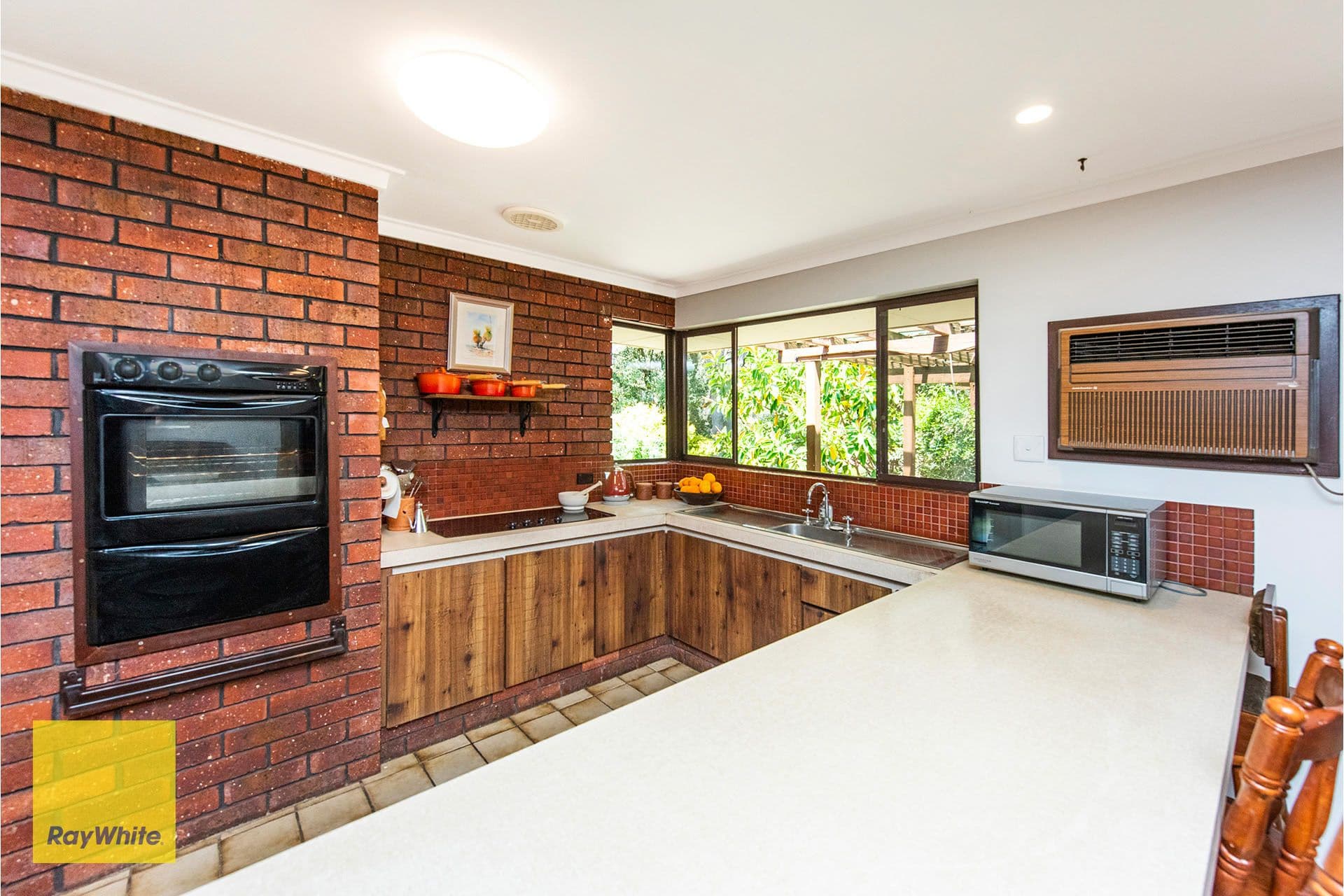 6 Pettit Place, Lesmurdie WA 6076, Lesmurdie - Thumbnail 5