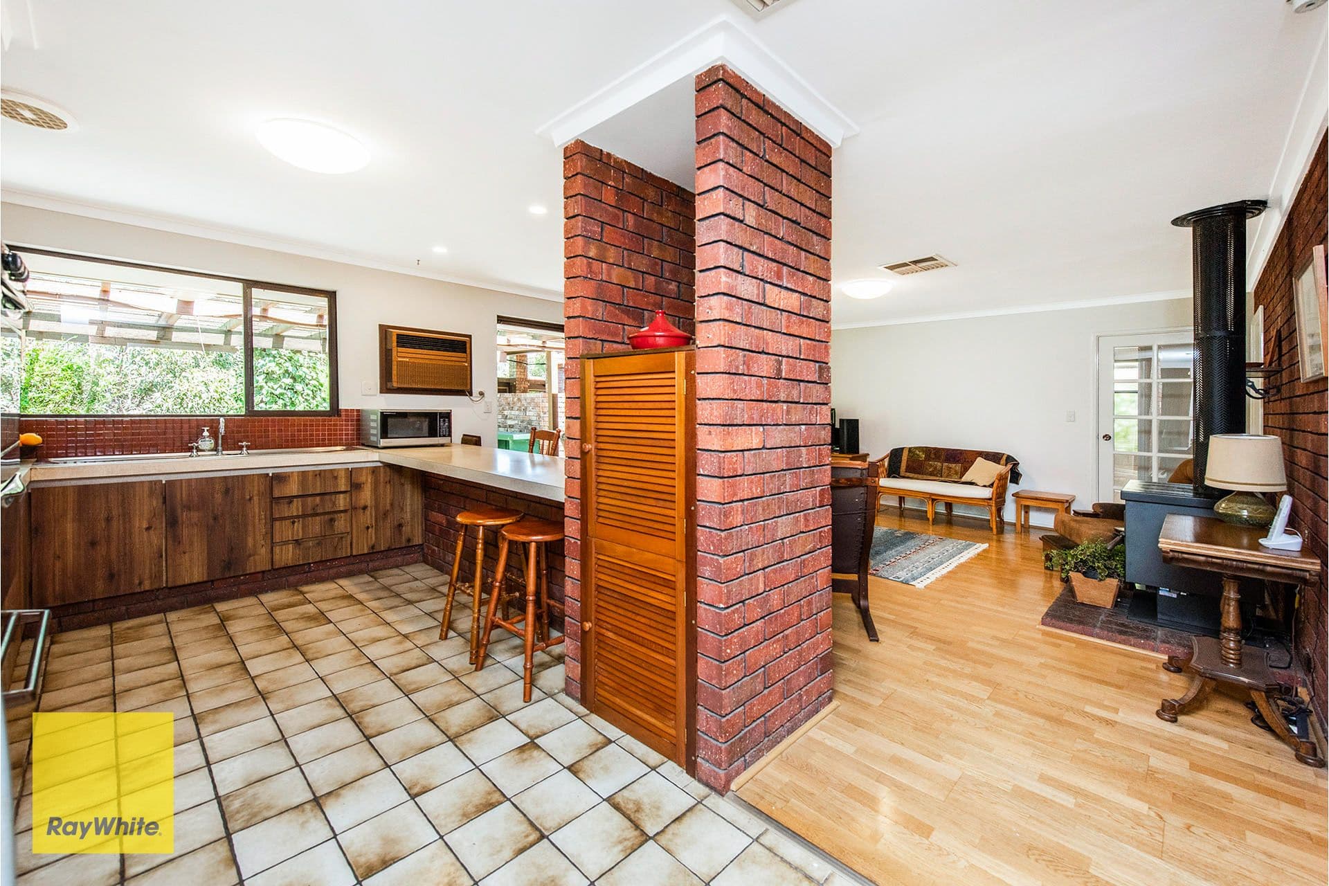 6 Pettit Place, Lesmurdie WA 6076, Lesmurdie - Thumbnail 6