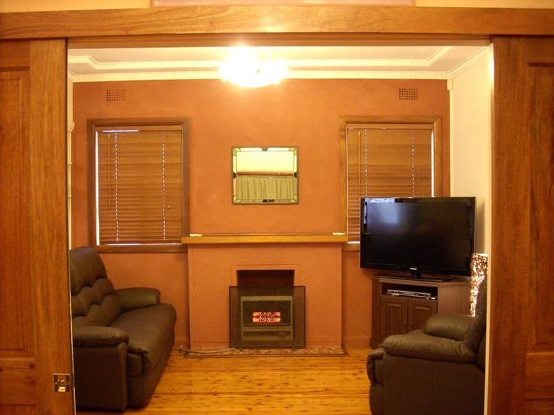 7 Grasmere Street, MOUNT SAINT THOMAS NSW 2500, Mount Saint Thomas - Thumbnail 8