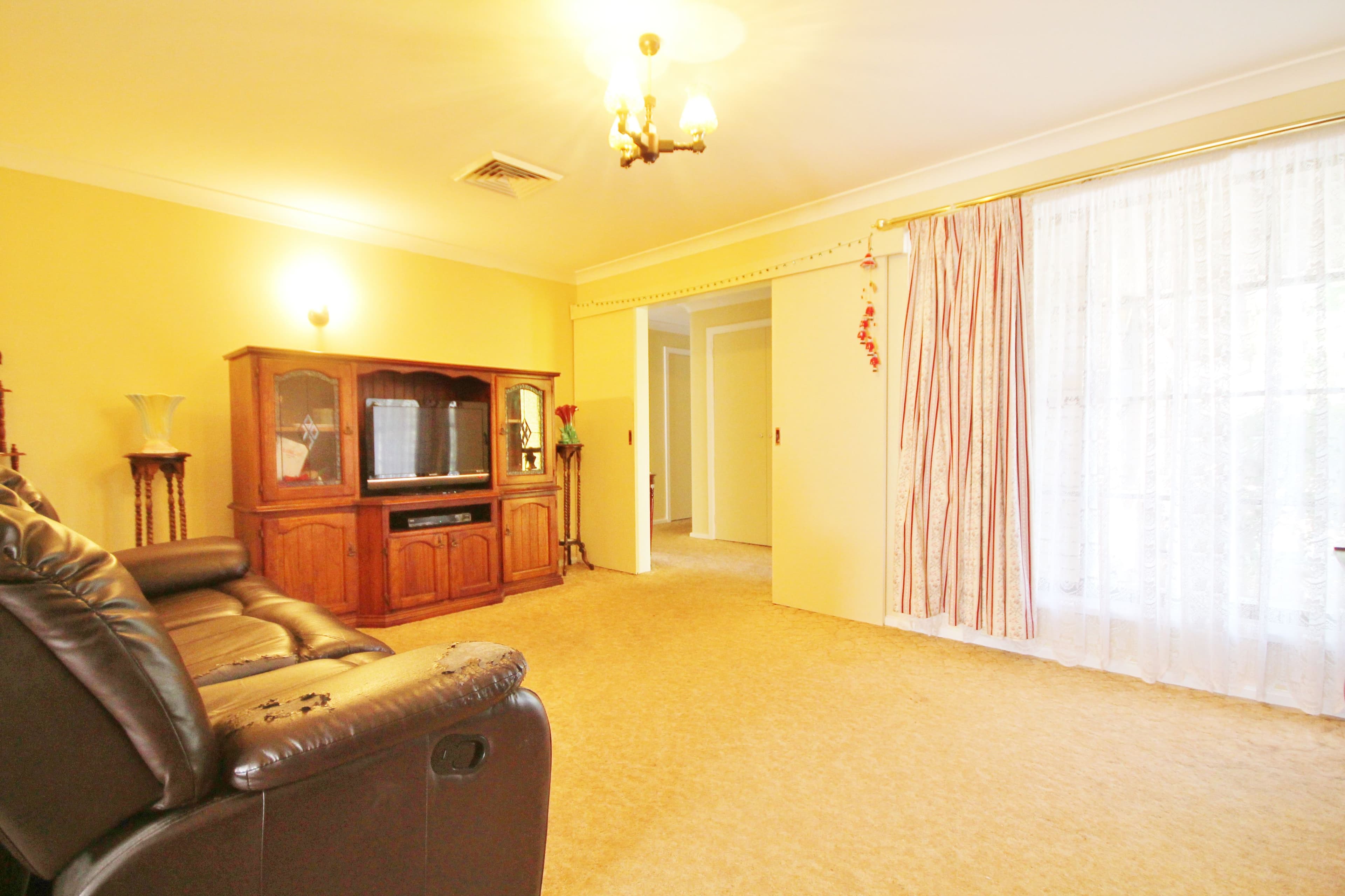 5 Hardy Avenue, Young - Thumbnail 8