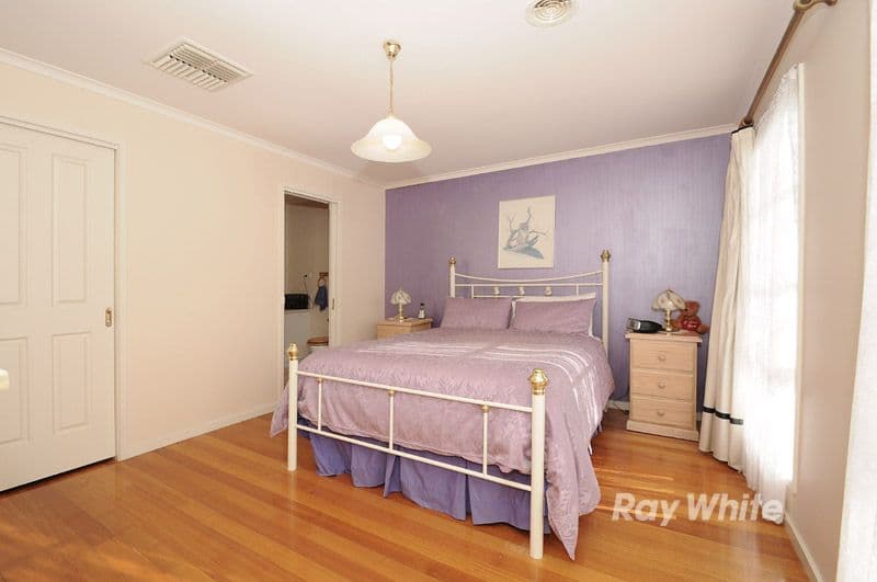 27 Watersedge Close, KNOXFIELD VIC 3180, Knoxfield - Thumbnail 2