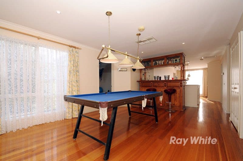 27 Watersedge Close, KNOXFIELD VIC 3180, Knoxfield - Thumbnail 3