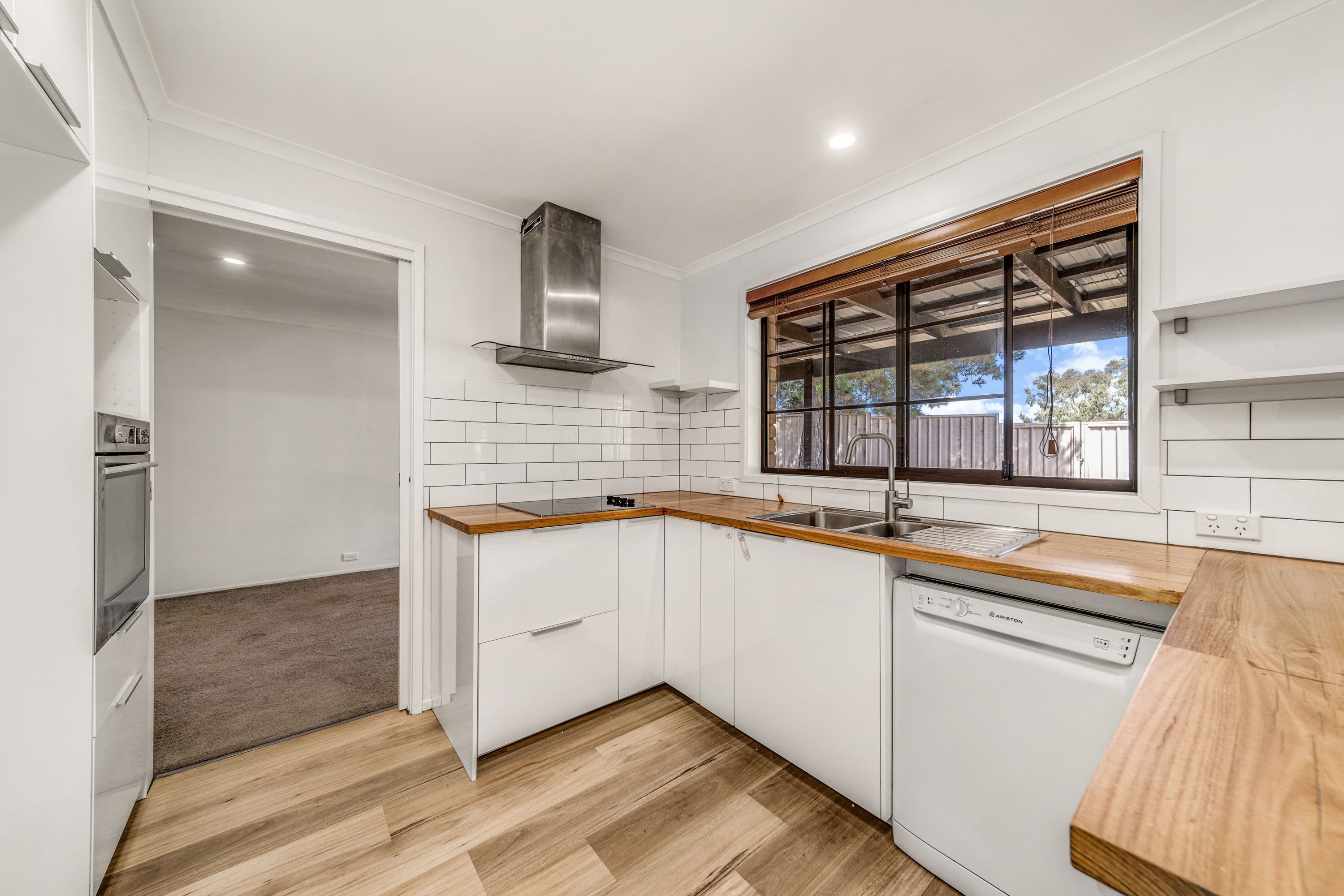 8 Haugh Place, Oxley ACT 2903, Oxley - Thumbnail 8