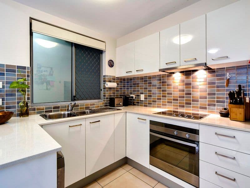 31 Rode Road, WAVELL HEIGHTS QLD 4012, Wavell Heights - Thumbnail 4
