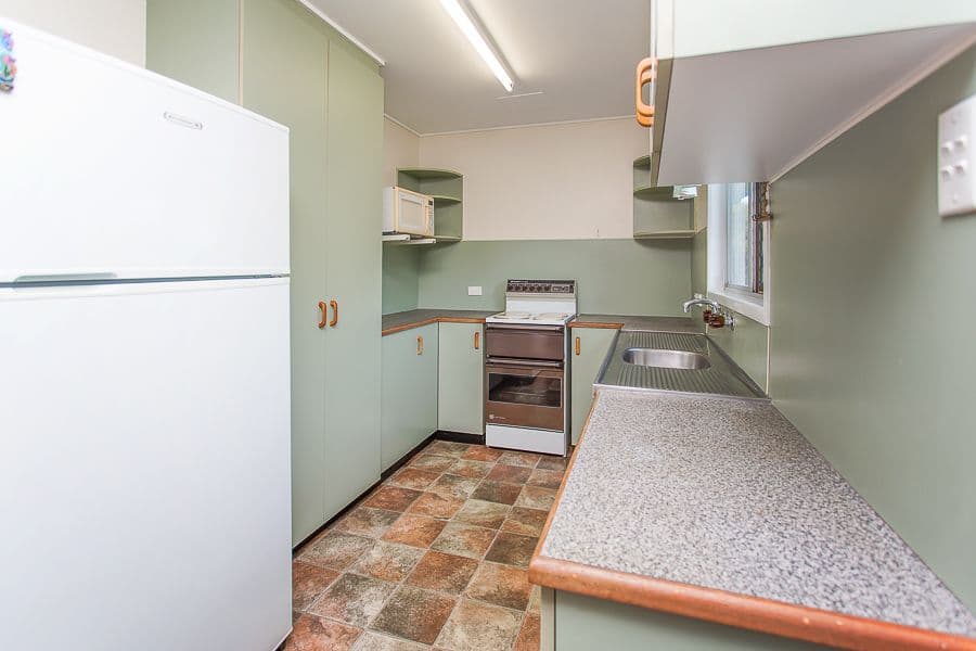 4 NORFOLK Drive, ANDERGROVE QLD 4740, Andergrove - Thumbnail 3