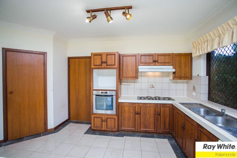  42 Lovett Drive, Forrestfield WA 6058, Forrestfield - Thumbnail 5