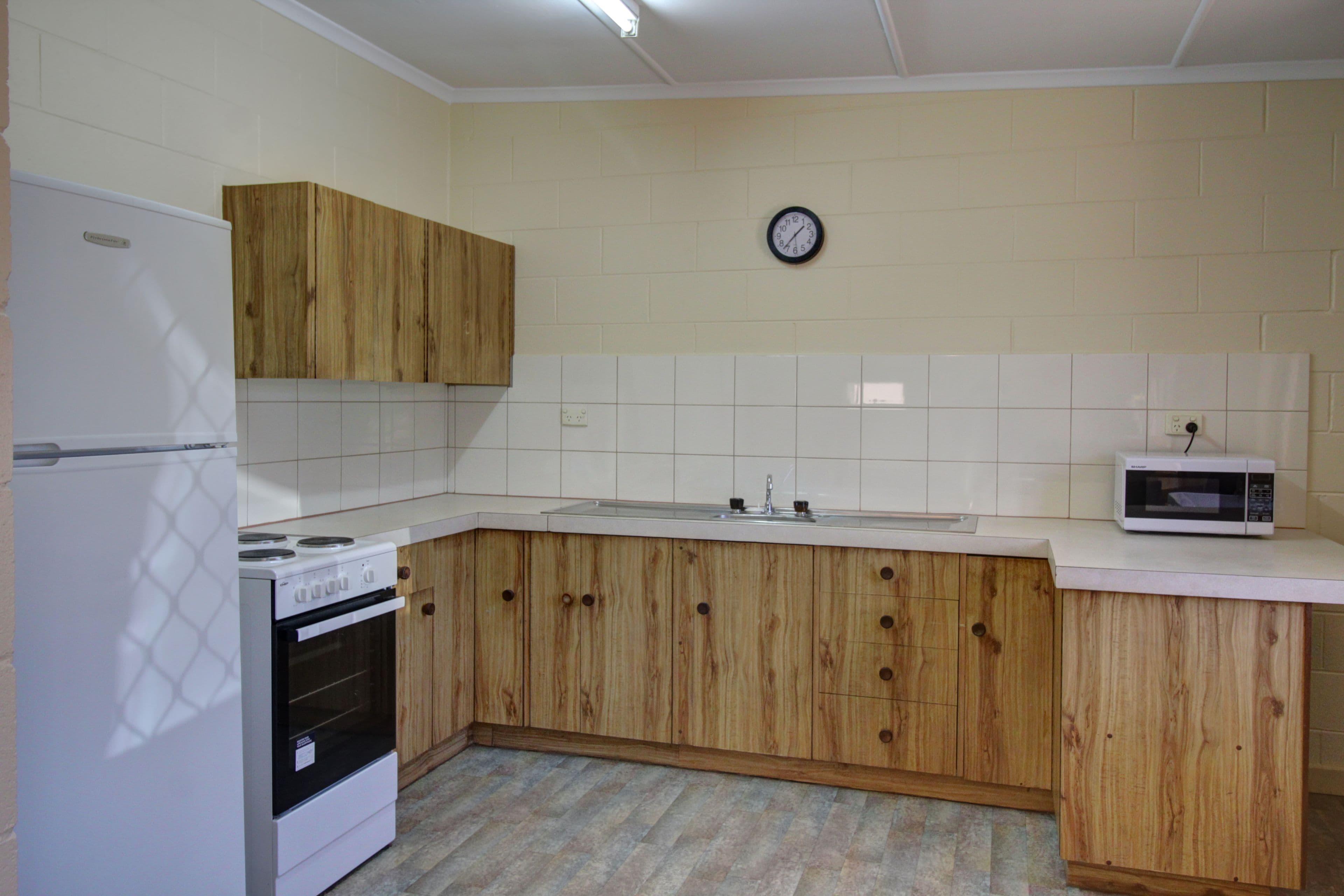 32 Queen Elizabeth Drive, Barmera SA 5345, Barmera - Thumbnail 2