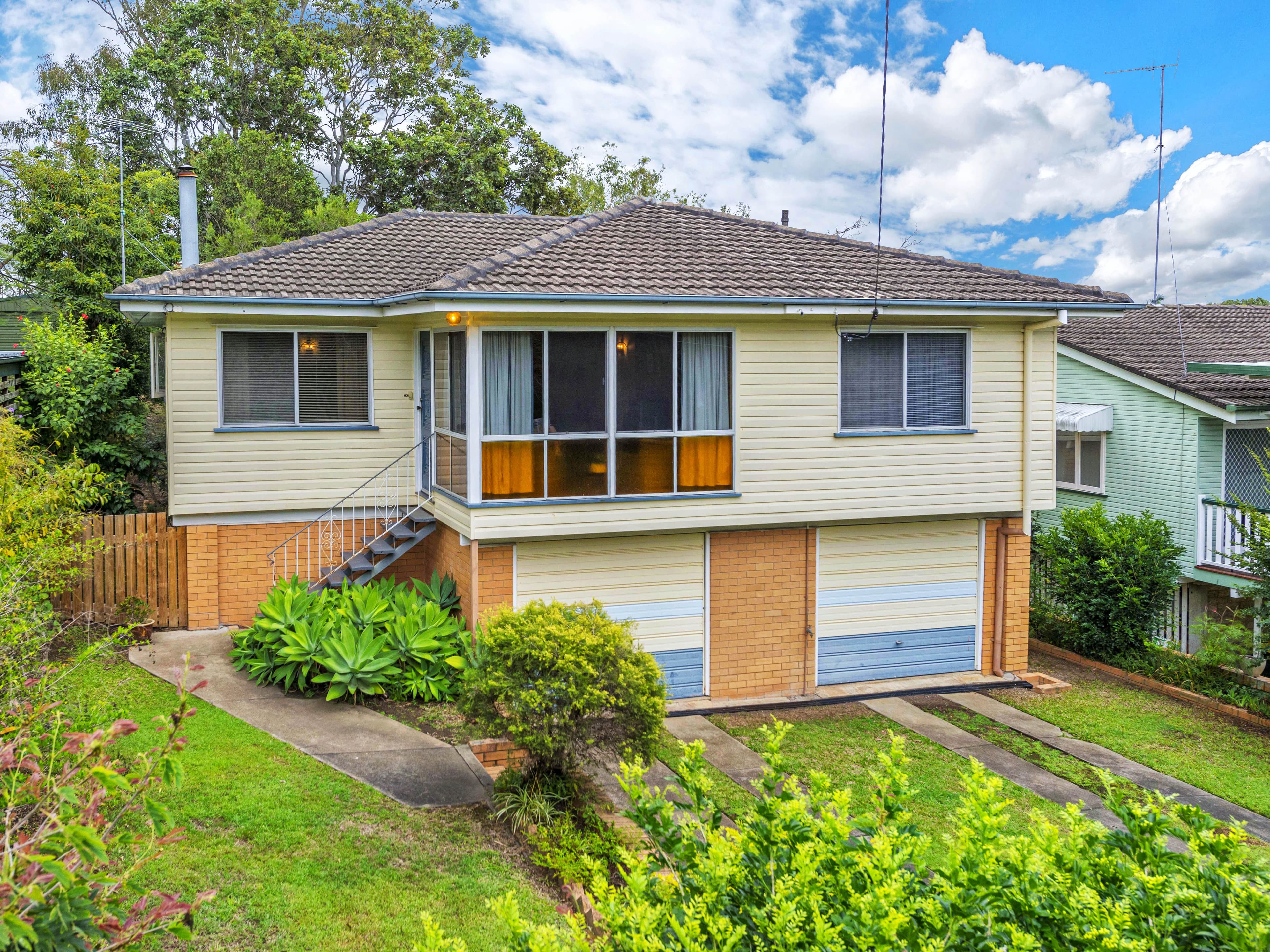 23 Broadway, Caroline Springs - Image 1