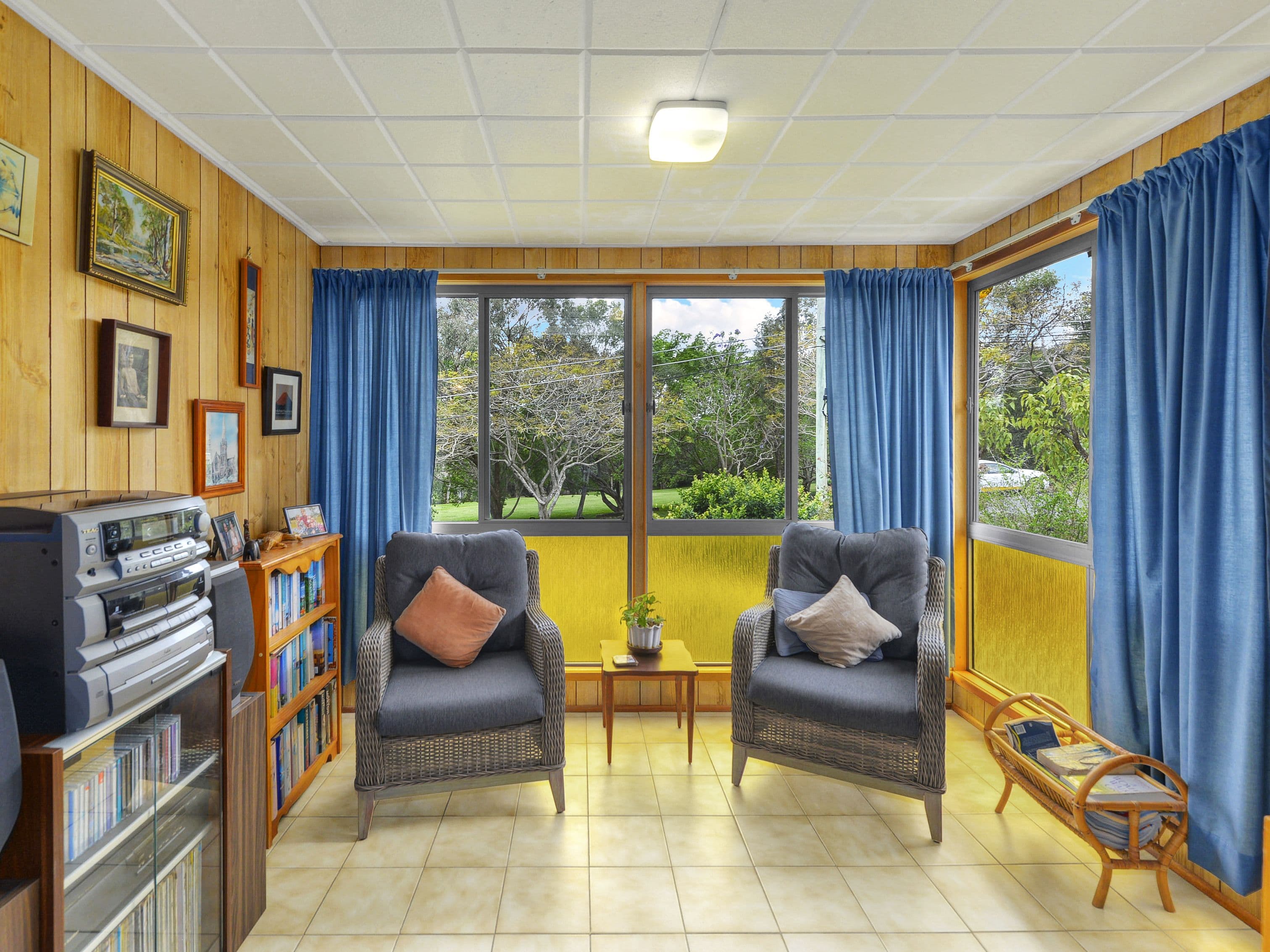23 Broadway, Caroline Springs - Thumbnail 3
