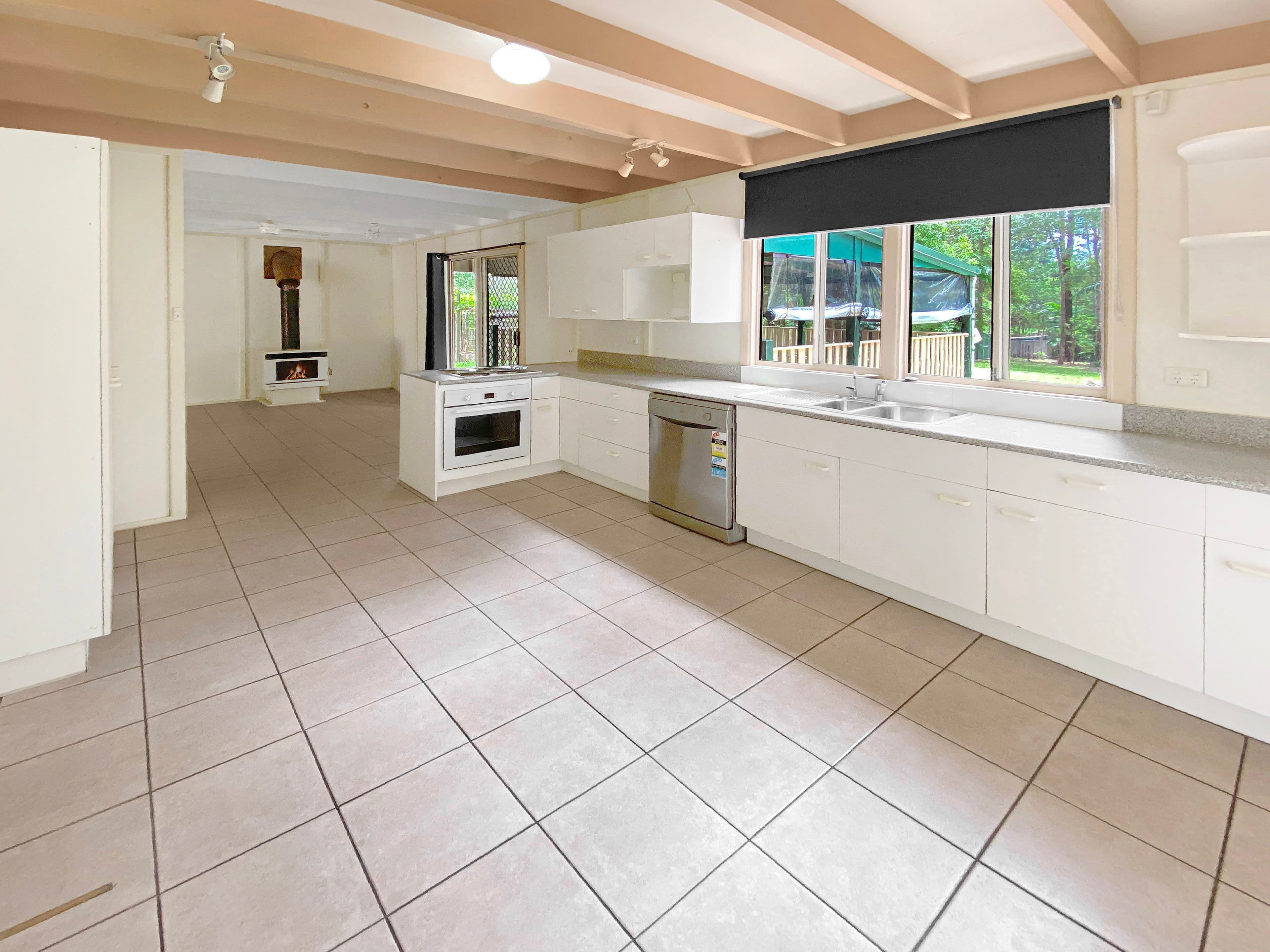 15 Storrs Road, Peachester QLD 4519, Peachester - Thumbnail 3