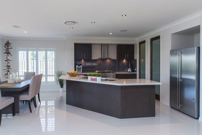 5 Azure Way, HOPE ISLAND QLD 4212, Hope Island - Thumbnail 3