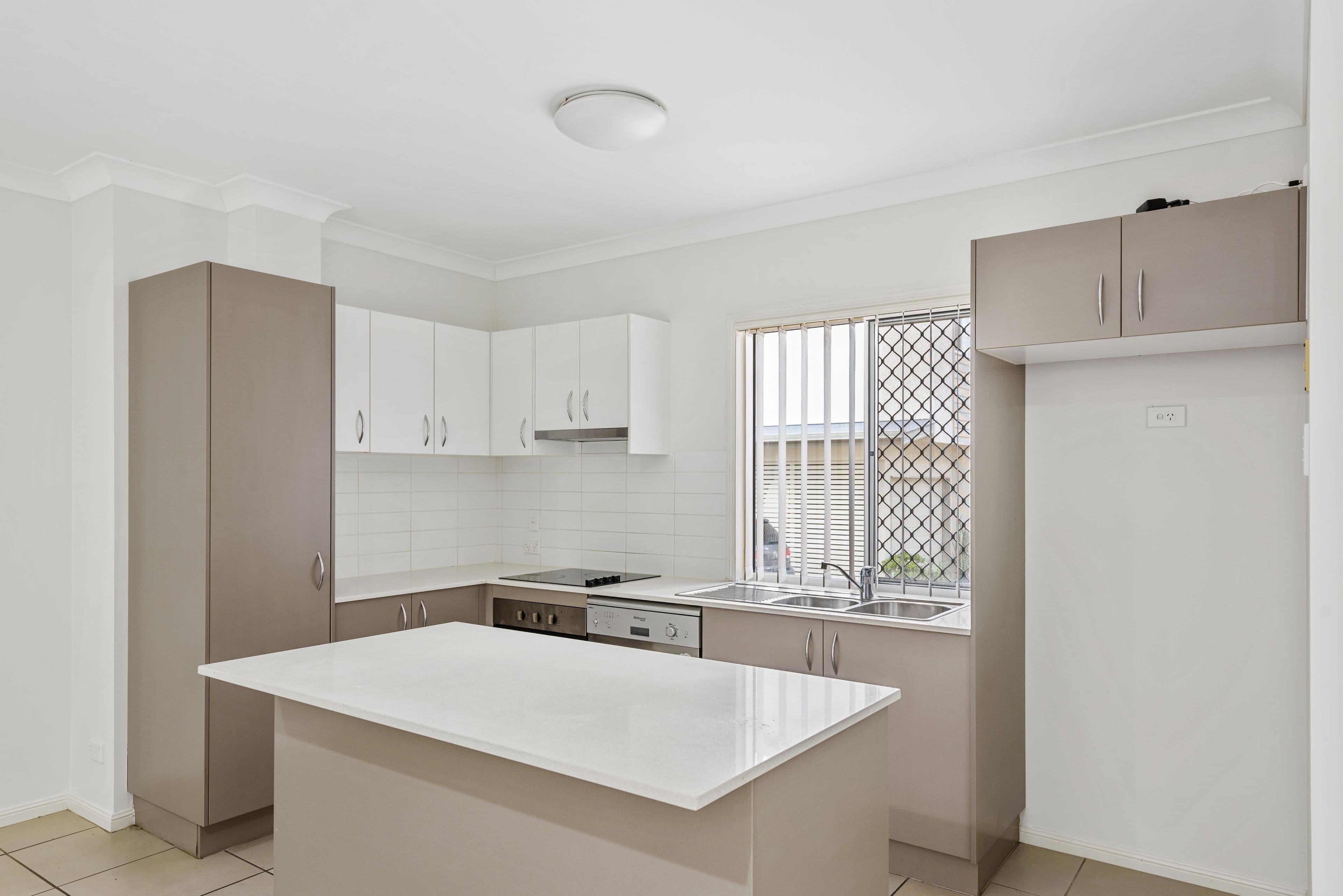 34 Burdekin Street, Gaythorne QLD 4051, Gaythorne - Thumbnail 2