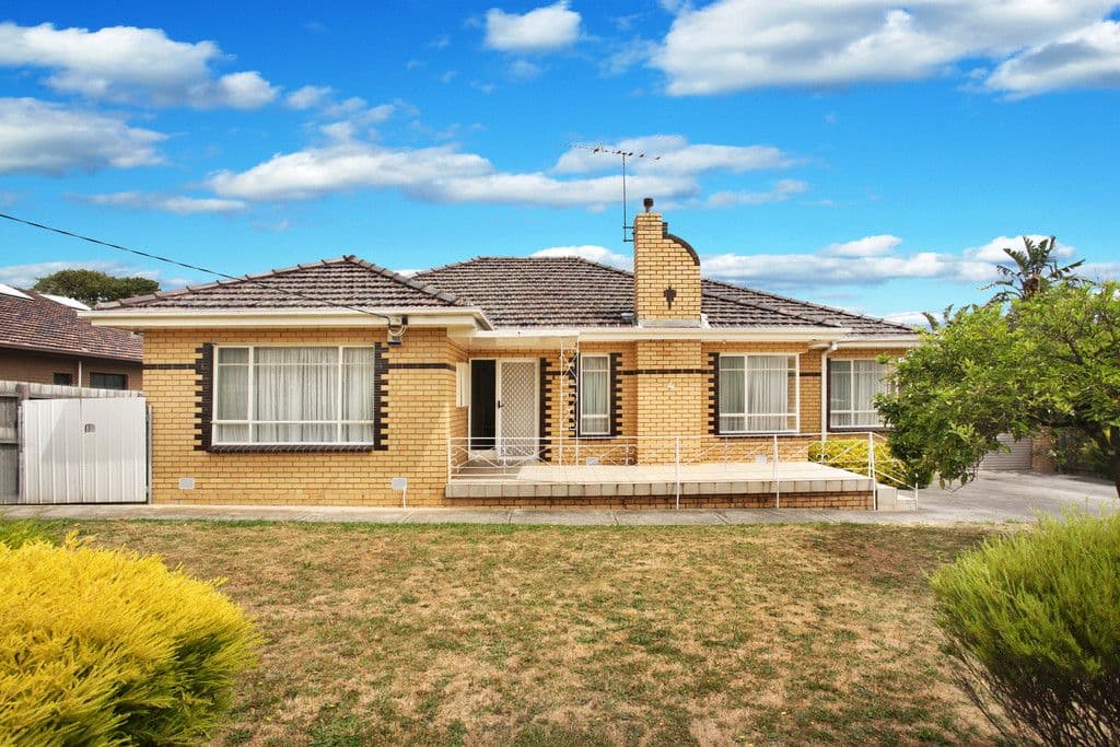 4 Sunshine Street, OAKLEIGH EAST VIC 3166, Oakleigh East - Image 1