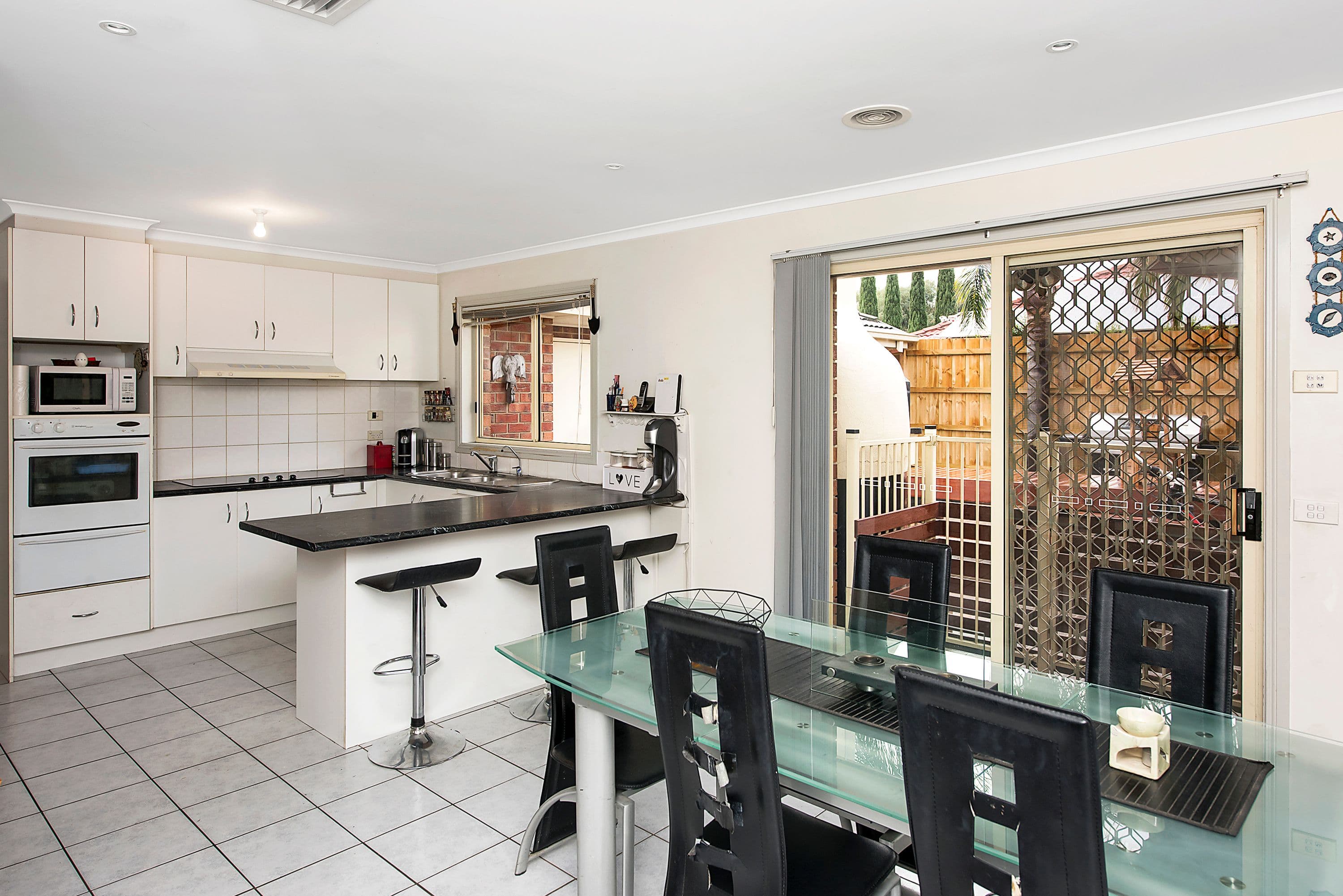 6 Astair Avenue, South Morang VIC 3752, South Morang - Thumbnail 3