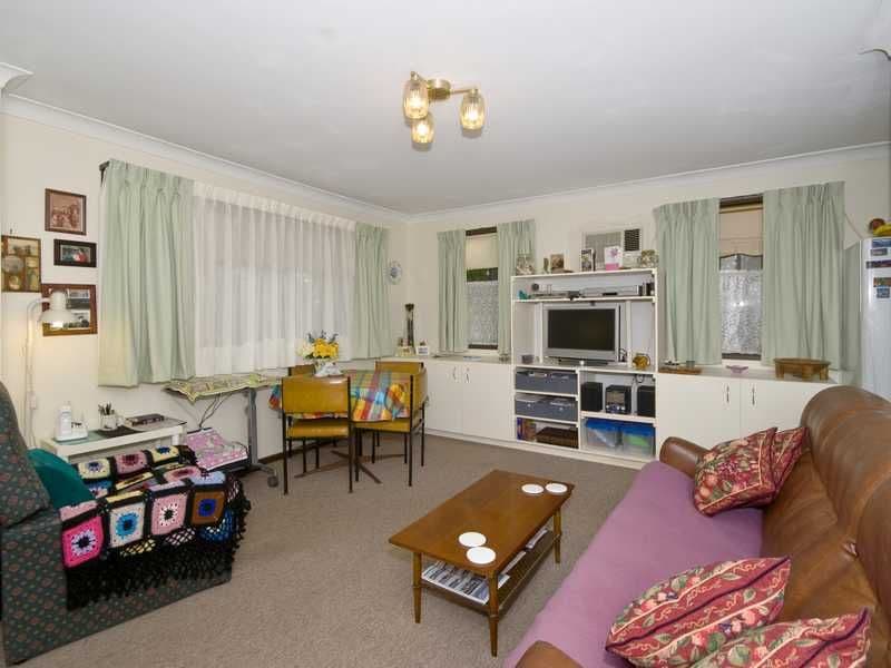 10 Leyte Avenue, PALM BEACH QLD 4221, Palm Beach - Thumbnail 3