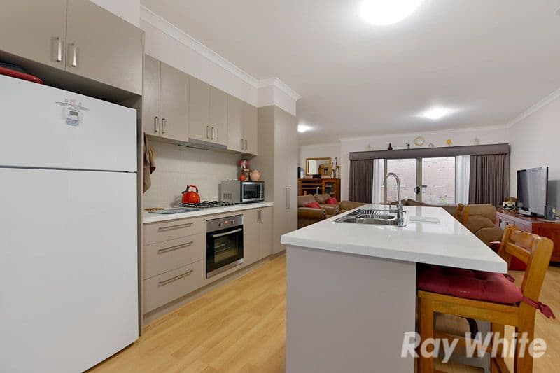 48 Tulip Crescent, BORONIA VIC 3155, Boronia - Thumbnail 2