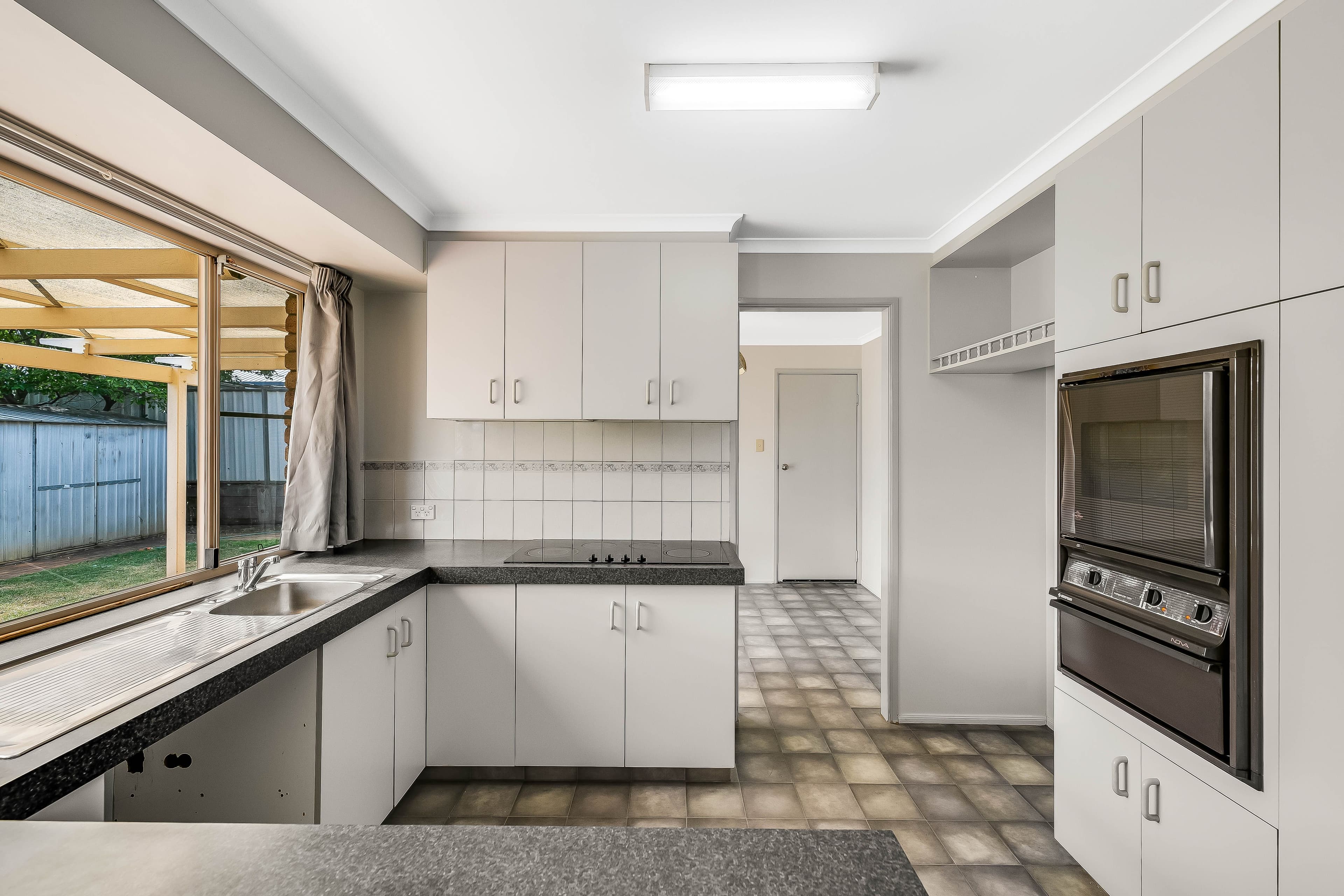 15 Moore Crescent, Wilsonton QLD 4350, Wilsonton - Thumbnail 4