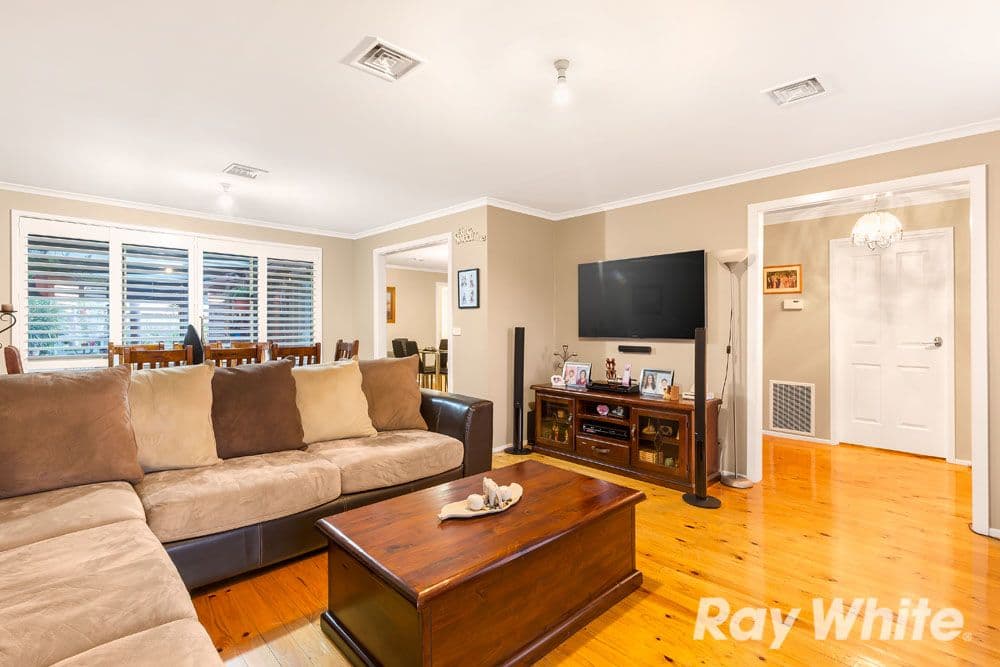56 Jasmine Drive, Mill Park VIC 3082, Mill Park - Thumbnail 2