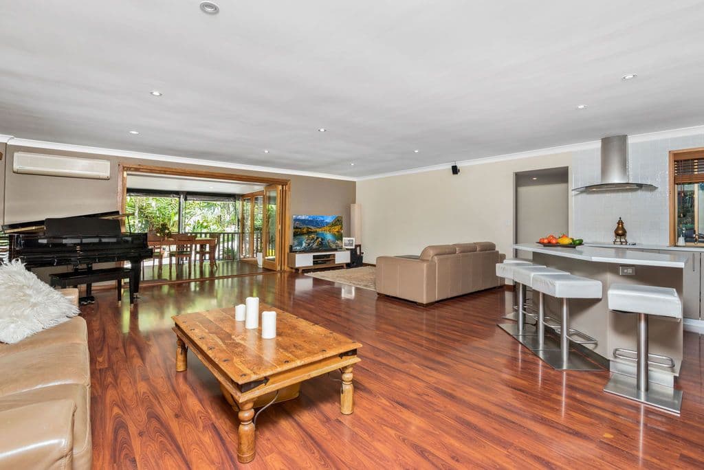 26 Lucania Street, Currumbin Waters QLD 4223, Currumbin Waters - Thumbnail 3