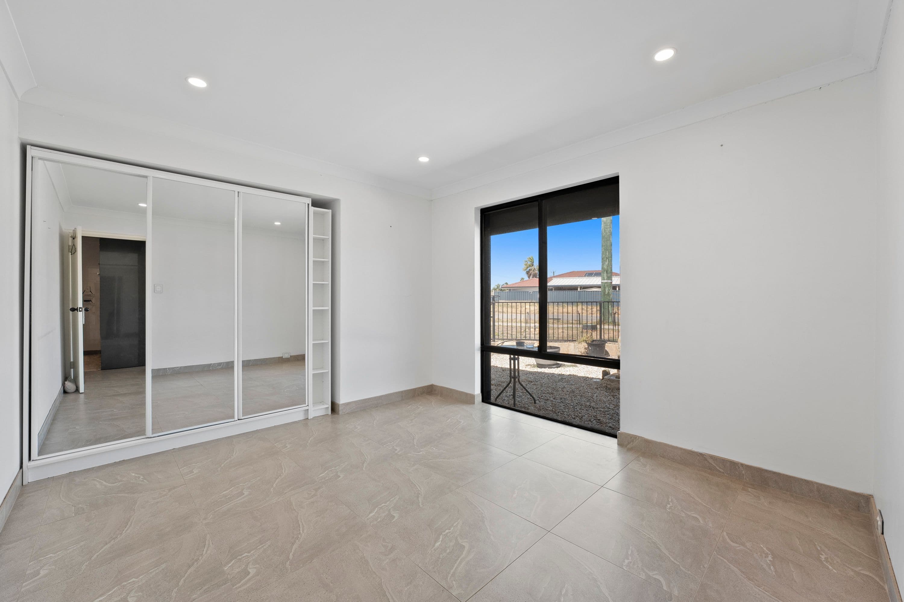29 Millgrove Avenue, Cooloongup WA 6168, Cooloongup - Thumbnail 2