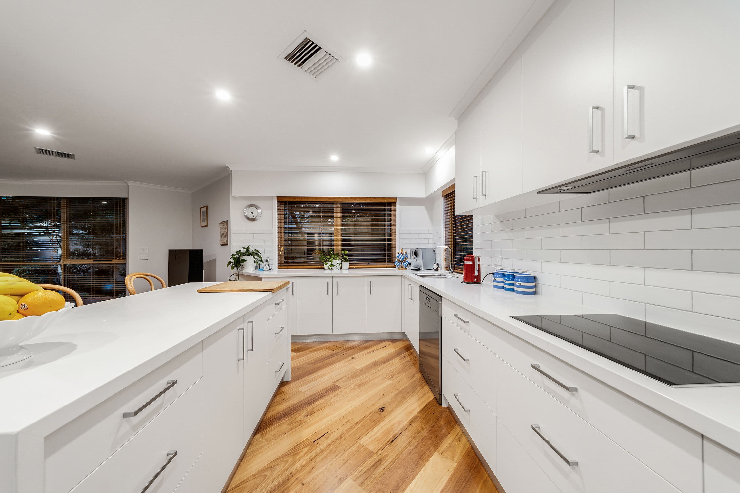 2 Ringrose Crescent, Isaacs ACT 2607, Isaacs - Thumbnail 5
