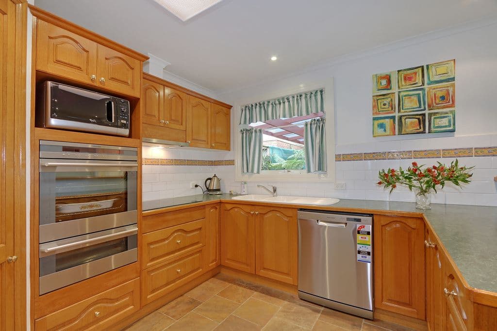 28 Churchill Drive, MOOROOLBARK VIC 3138, Mooroolbark - Thumbnail 6