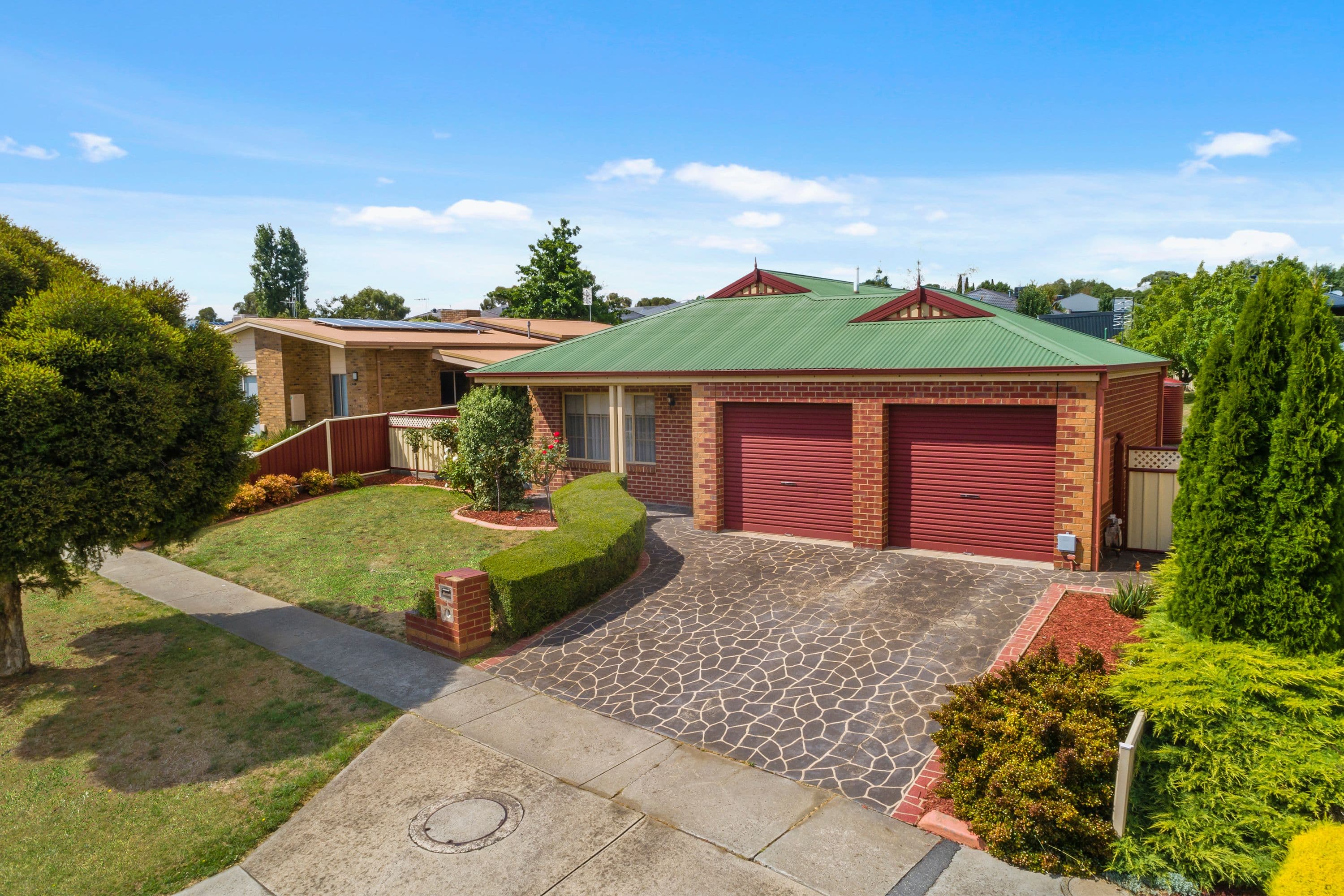 24 Blair Drive, Kyneton VIC 3444, Kyneton - Thumbnail 2