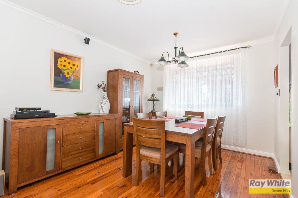 52 Zambesi Road, Seven Hills - Thumbnail 6
