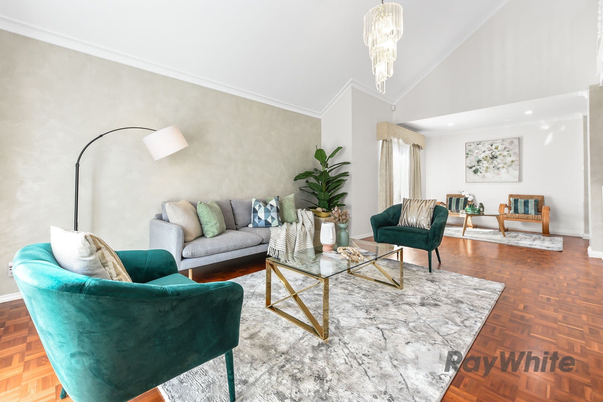 12 Frangipani Close, Endeavour Hills VIC 3802, Endeavour Hills - Thumbnail 2