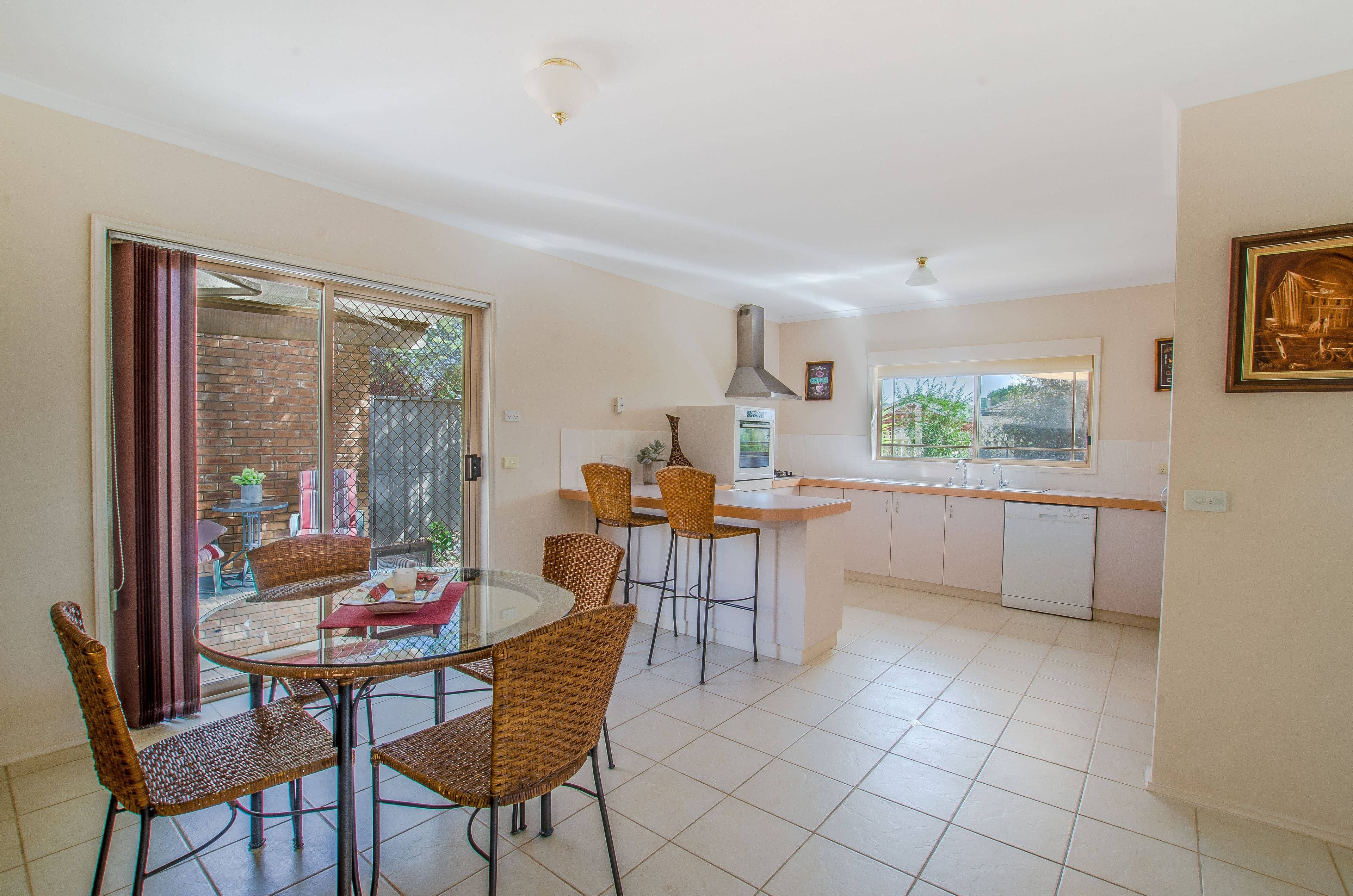 16 Genevieve Avenue, Echuca VIC 3564, Echuca - Thumbnail 4