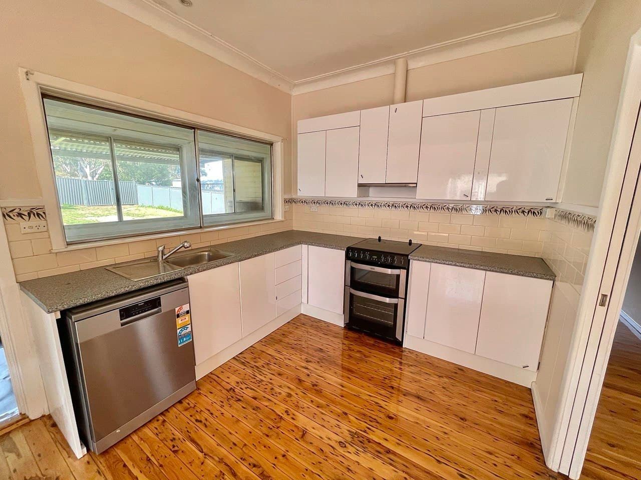 155 Currajong Street, Parkes NSW 2870, Parkes - Thumbnail 4