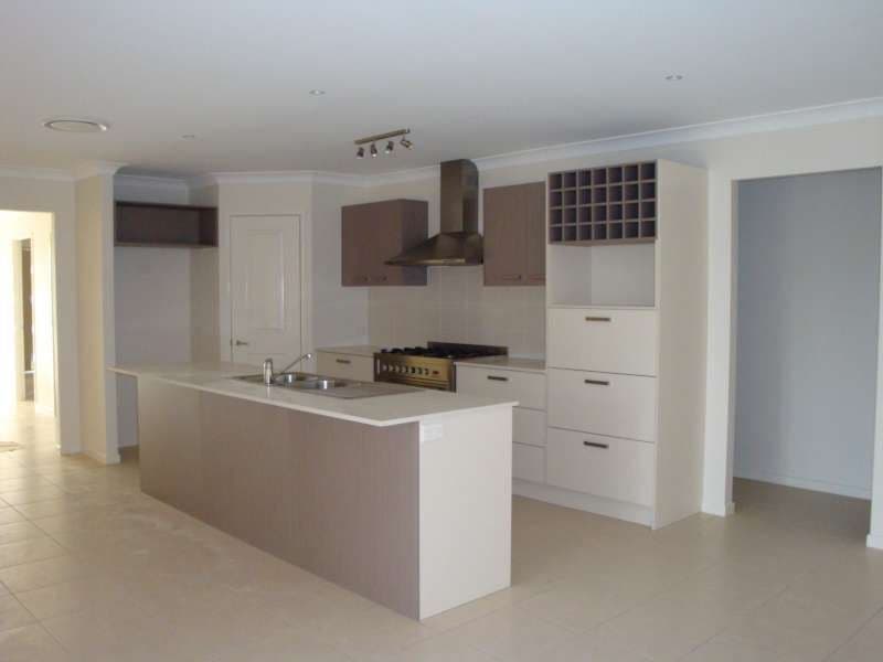 11 Diane Parade, Kallangur QLD 4503, Kallangur - Thumbnail 2